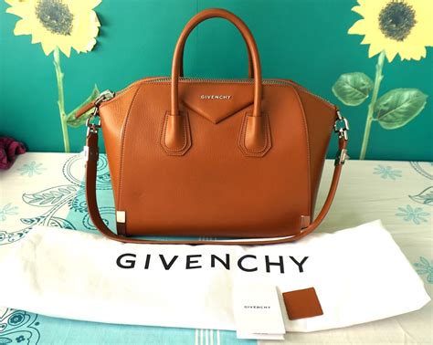 givenchy anitgona|Givenchy antigona review.